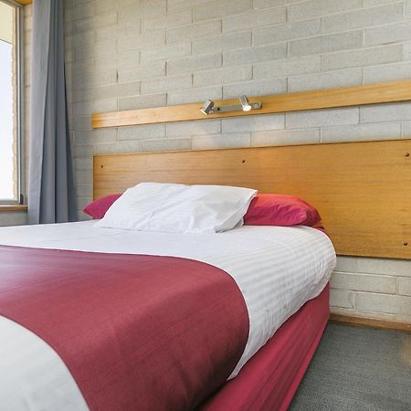 Nullarbor Roadhouse Hotel Bagian luar foto