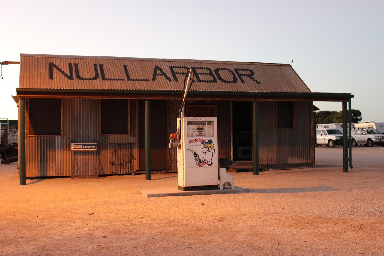 Nullarbor Roadhouse Hotel Bagian luar foto