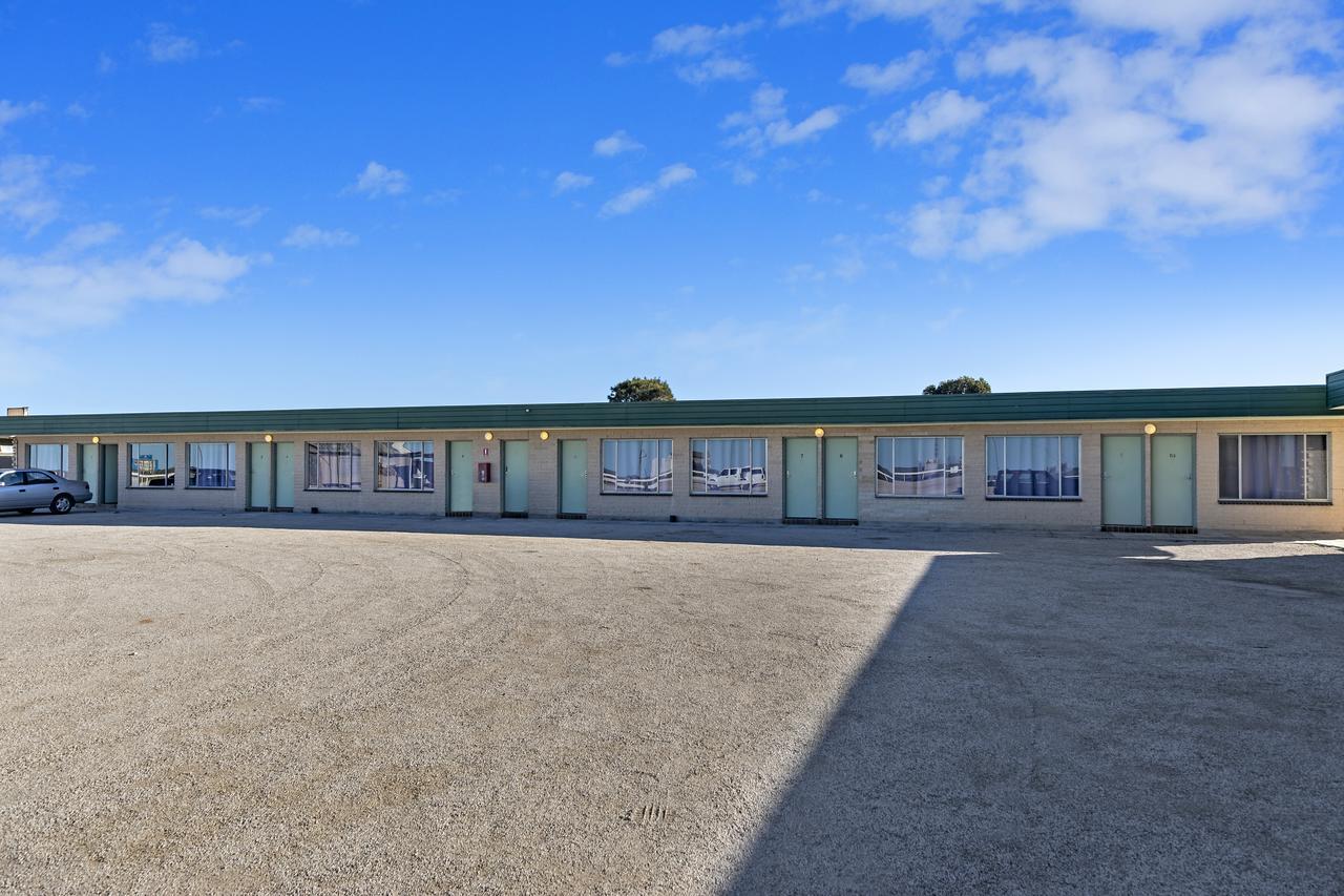 Nullarbor Roadhouse Hotel Bagian luar foto