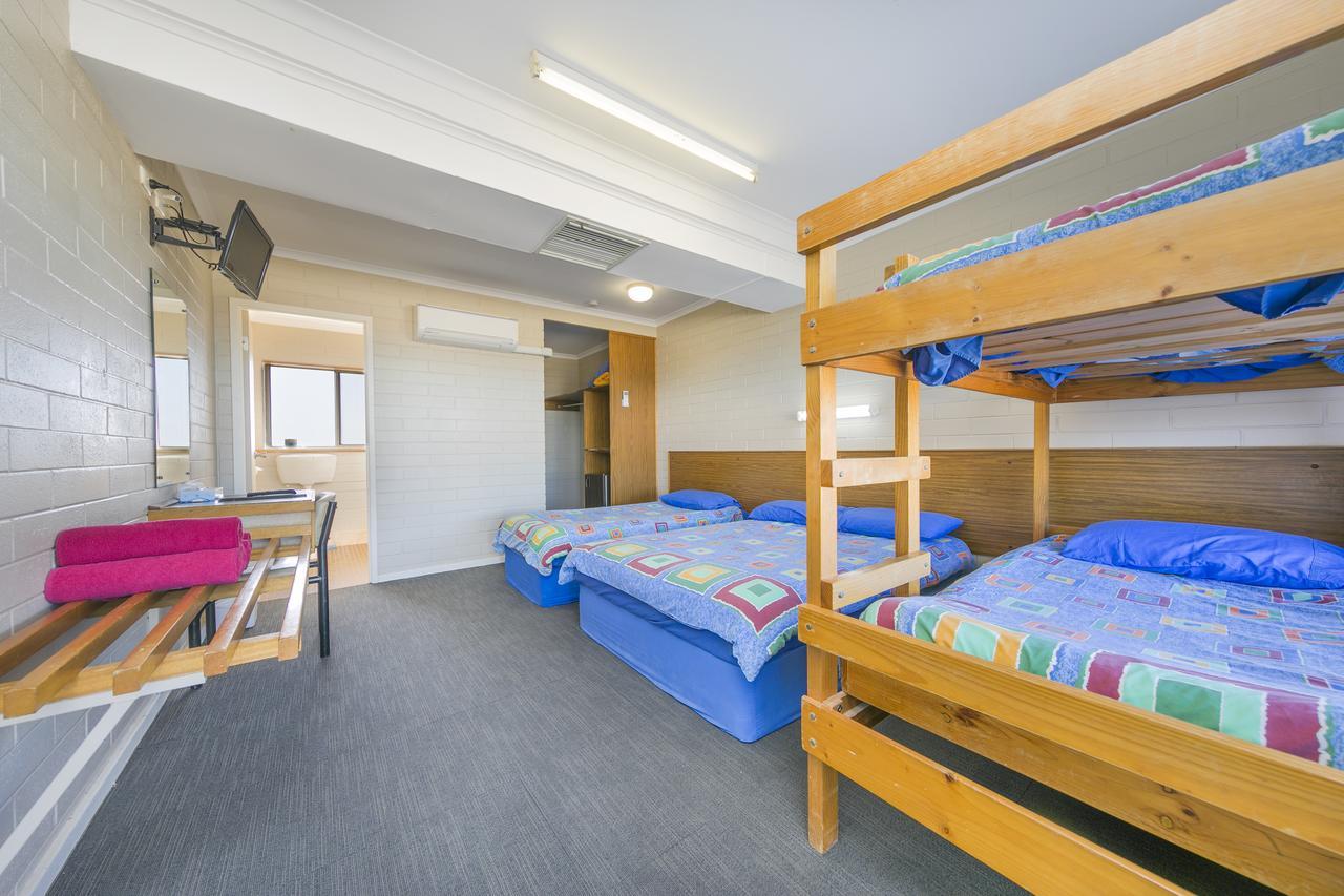 Nullarbor Roadhouse Hotel Bagian luar foto